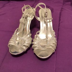 Silver heals 2 inches